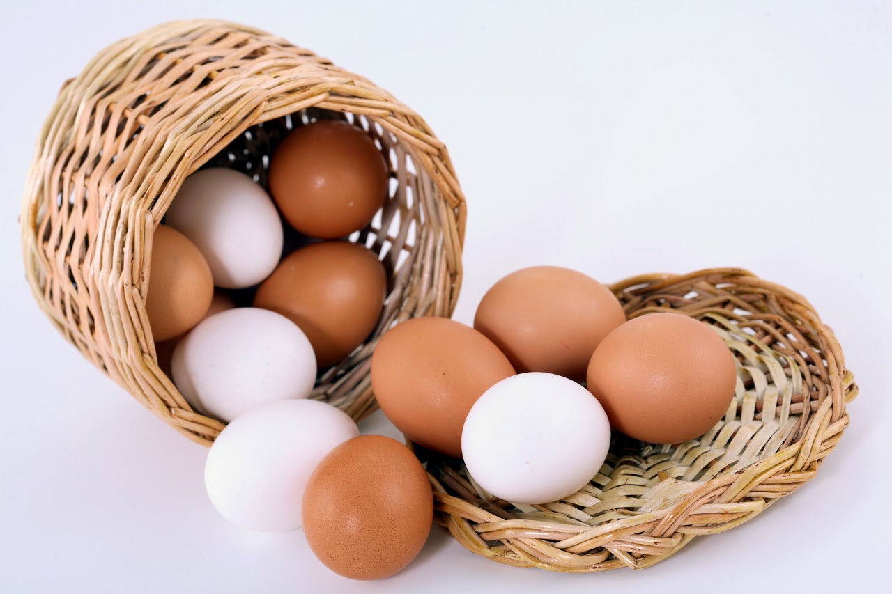 Huevos seguros: ¿te sabes estos trucos para elegirlos y conservarlos bien?